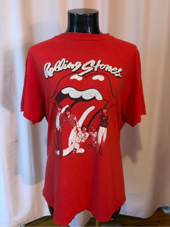 tennessee river Other - Rolling Stones Red Graphic Short Sleeve Tee